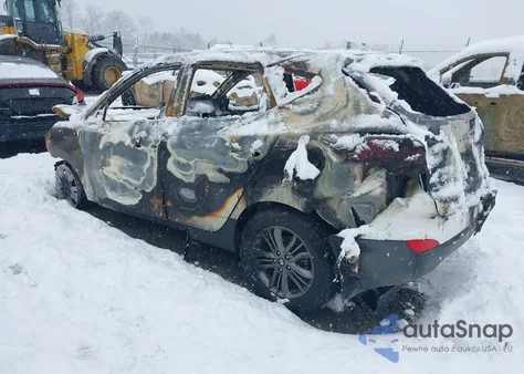 2015 Hyundai Tucson Gls from USA, damaged, VIN KM8JTCAF7FU043022